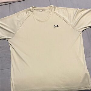 Under Armour Men's Short Sleeve Tee in Cream